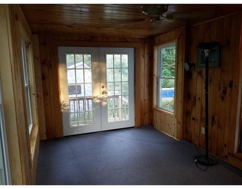 149 Donbray Rd, Springfield, MA 01119 photo 8