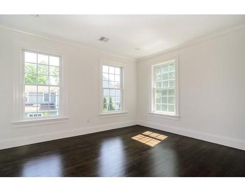 4 Thomas Rd, Wellesley, MA 02482 photo 12