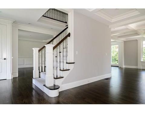 4 Thomas Rd, Wellesley, MA 02482 photo 2