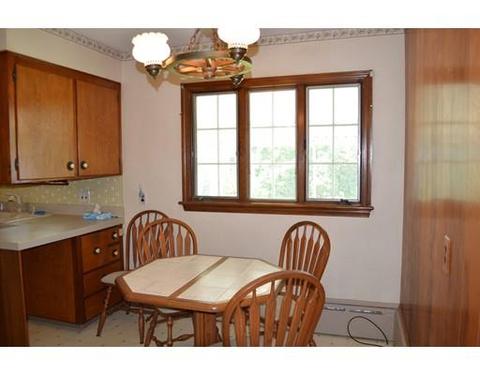 63 Friendship St, Fall River, MA 02724 photo 6
