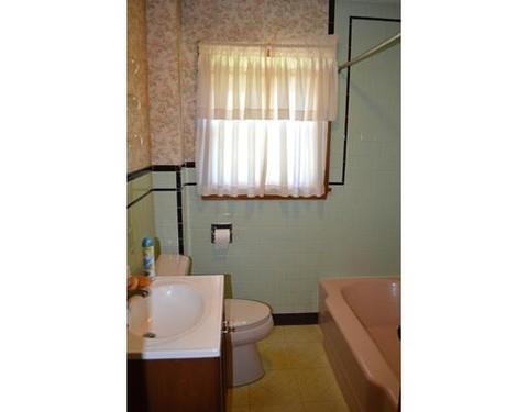 63 Friendship St, Fall River, MA 02724 photo 24
