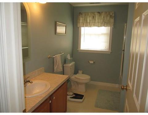 21 Malden Dr, Webster, MA 01570 photo 24