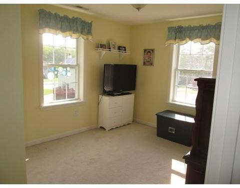 21 Malden Dr, Webster, MA 01570 photo 23