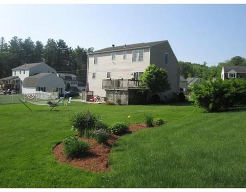 21 Malden Dr, Webster, MA 01570 photo 4