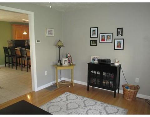21 Malden Dr, Webster, MA 01570 photo 10