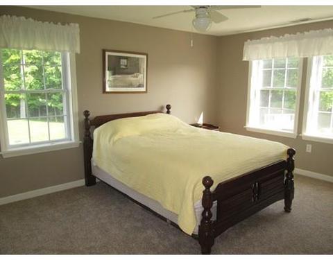 21 Malden Dr, Webster, MA 01570 photo 19