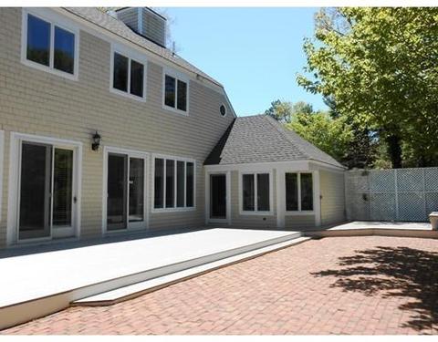 135 Paddock Cir, Mashpee, MA 02649 photo 28