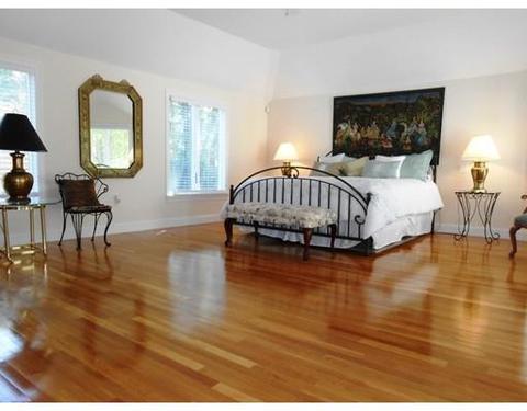 135 Paddock Cir, Mashpee, MA 02649 photo 12