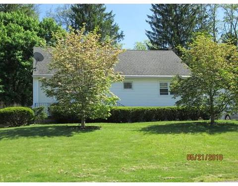 30 Ward Ave, Easthampton, MA 01027 photo 2