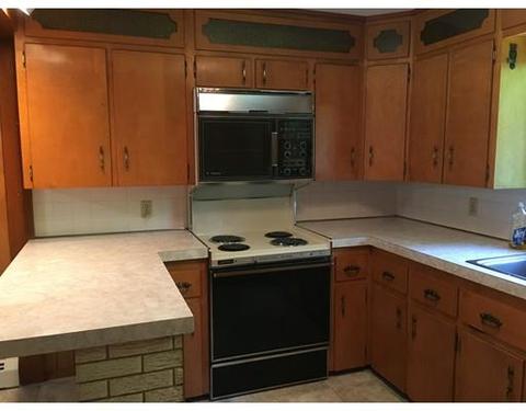 81 Lakeside Ave, Webster, MA 01570 photo 5