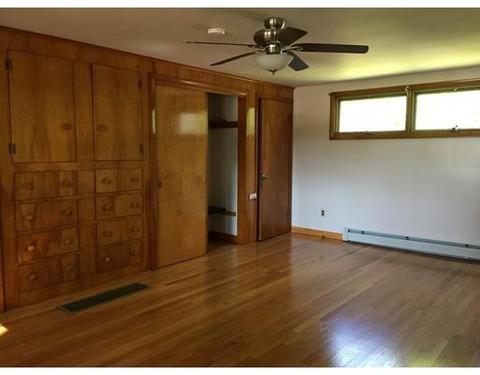81 Lakeside Ave, Webster, MA 01570 photo 10