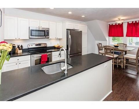 74 Elm St #5, Danvers, MA 01923 photo 1
