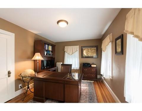 577 Hanover St, Fall River, MA 02720 photo 24