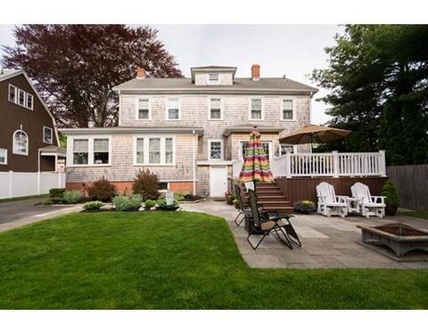 577 Hanover St, Fall River, MA 02720 photo 2