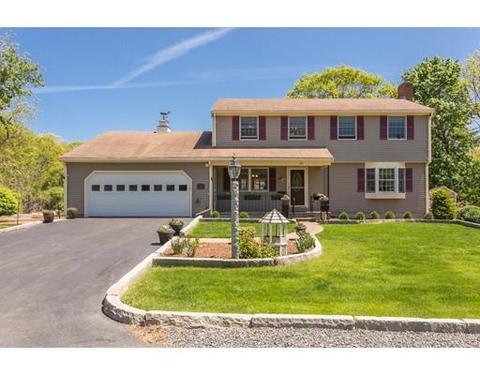 30 Marble St, Gloucester, MA 01930 photo 2