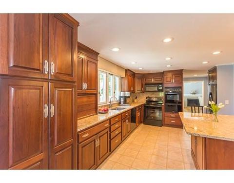 30 Marble St, Gloucester, MA 01930 photo 7