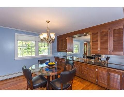 30 Marble St, Gloucester, MA 01930 photo 8