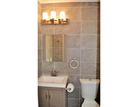 39 Trinity Ter, Springfield, MA 01108 photo 13
