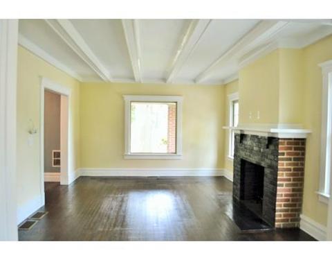 39 Trinity Ter, Springfield, MA 01108 photo 7