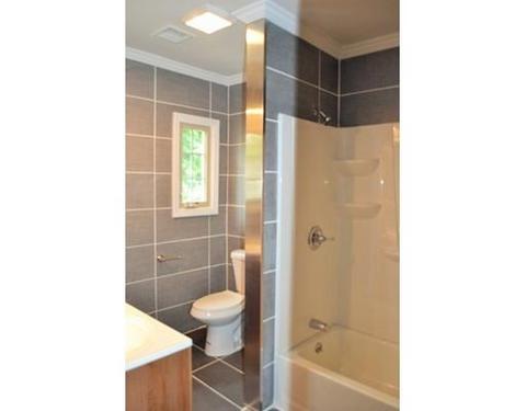 39 Trinity Ter, Springfield, MA 01108 photo 16