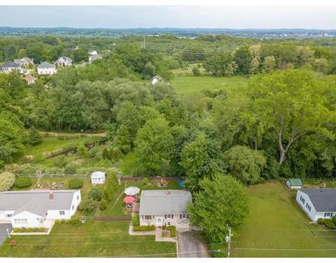 89 Circle Dr, West Springfield, MA 01089 photo 4
