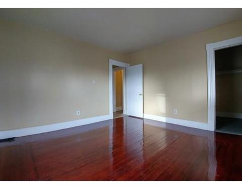 98 Andrew St, Springfield, MA 01109 photo 6