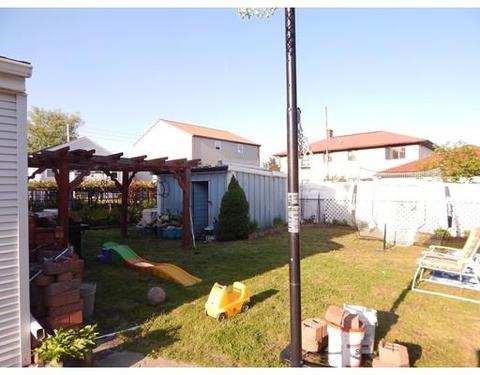293 Davis St, Fall River, MA 02720 photo 5