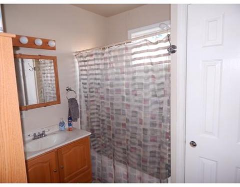 293 Davis St, Fall River, MA 02720 photo 13