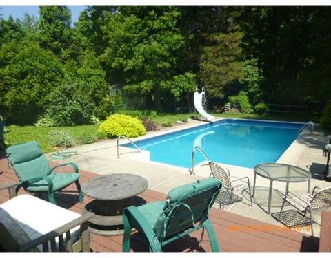 30 Bailey St, Worcester, MA 01602 photo 8