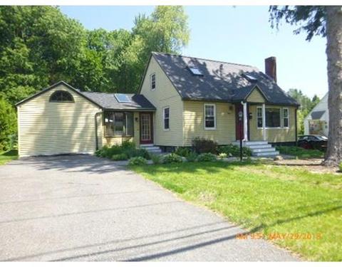 30 Bailey St, Worcester, MA 01602 photo 2