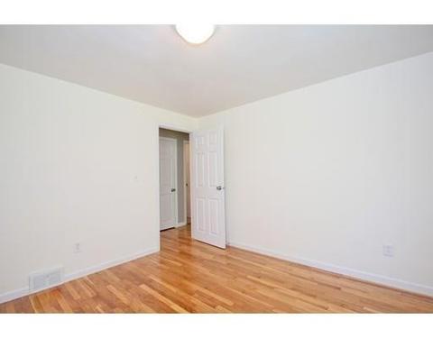 21 Moss Rd, Springfield, MA 01119 photo 17