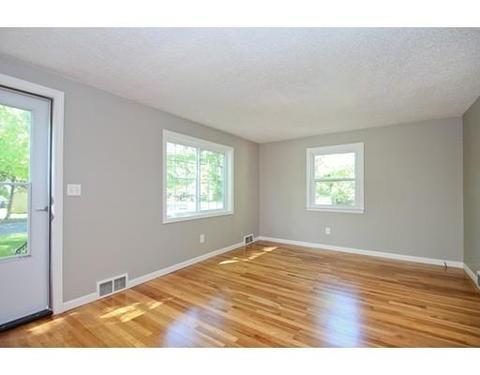 21 Moss Rd, Springfield, MA 01119 photo 14