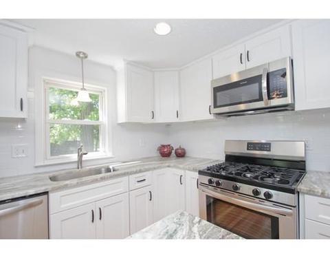 21 Moss Rd, Springfield, MA 01119 photo 8