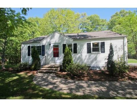 21 Moss Rd, Springfield, MA 01119 photo 1