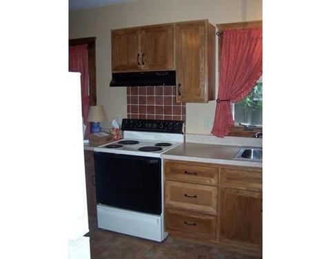 1 Riverside St, Danvers, MA 01923 photo 8