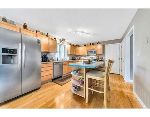 57 Emeline Ct, Springfield, MA 01128 photo 7