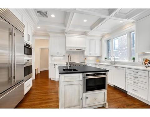 18 Browne St #3, Brookline, MA 02446 photo 1
