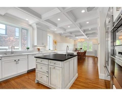 18 Browne St #3, Brookline, MA 02446 photo 2