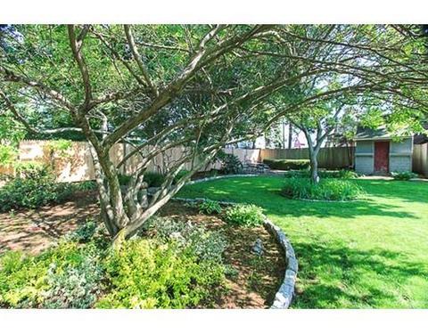 21 Bartlett St, Beverly, MA 01915 photo 2