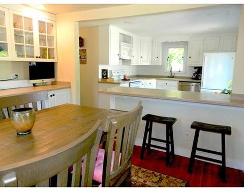 6 Susan Rd, Marblehead, MA 01945 photo 5