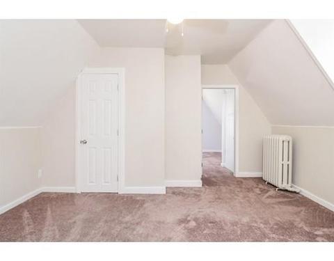 233 Weetamoe St, Fall River, MA 02720 photo 11