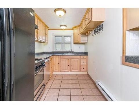 233 Weetamoe St, Fall River, MA 02720 photo 3