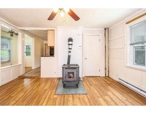 233 Weetamoe St, Fall River, MA 02720 photo 6