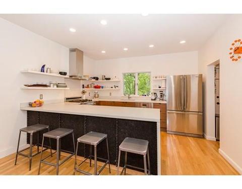 81 Walnut St, Brookline, MA 02445 photo 6