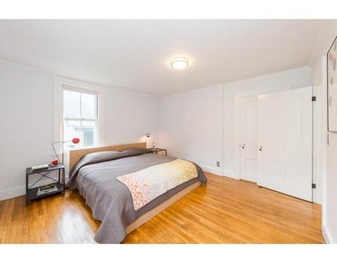 81 Walnut St, Brookline, MA 02445 photo 17