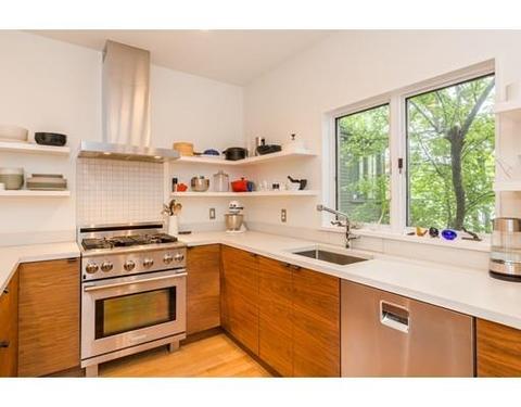 81 Walnut St, Brookline, MA 02445 photo 8