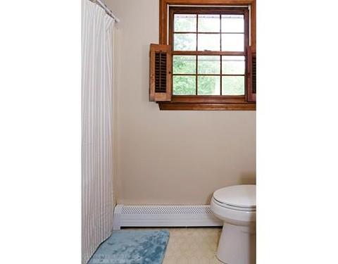 135 Douglas Rd, Webster, MA 01570 photo 18