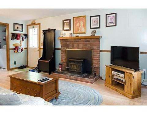 135 Douglas Rd, Webster, MA 01570 photo 7