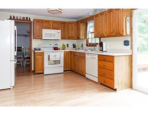 135 Douglas Rd, Webster, MA 01570 photo 11