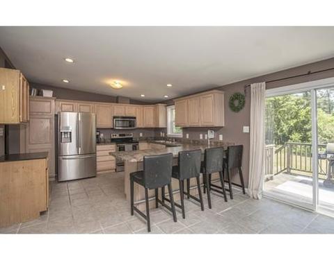 1 Farmers Ln, West Wareham, MA 02576 photo 11